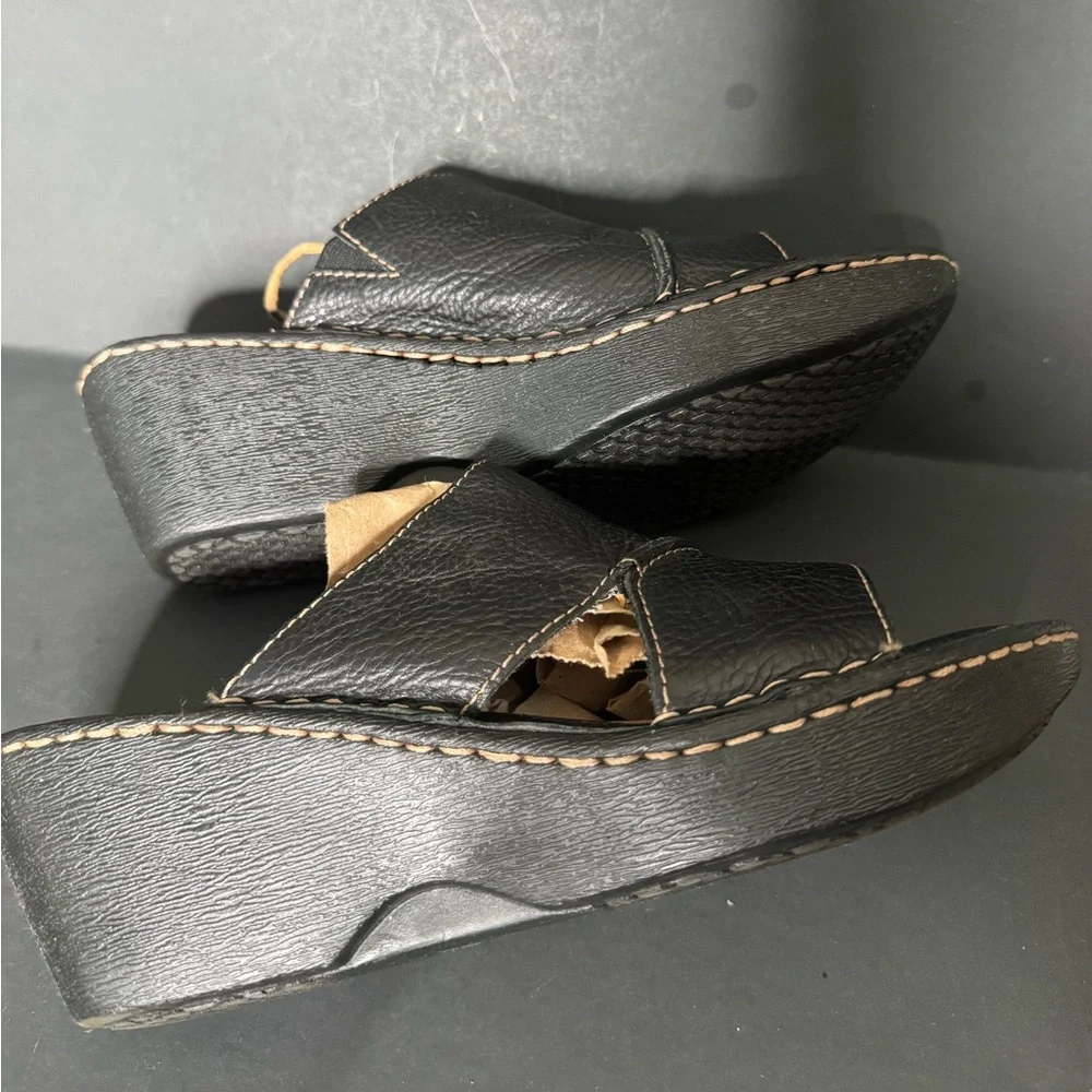 G.H. Bass Black Leather Wedge OpenToe Shoe Sandals Size 10